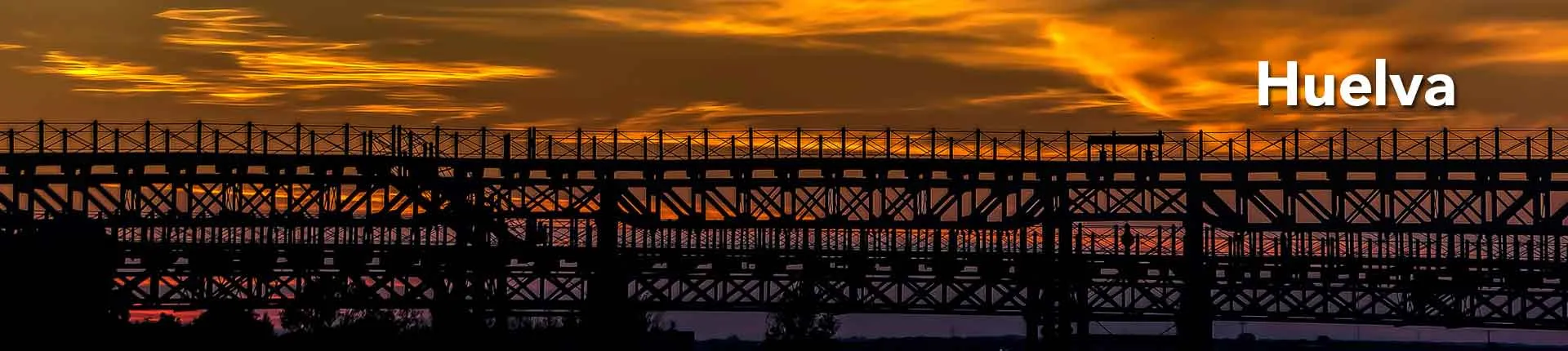 Viaja a Huelva en autobús, Muelle del Tinto al atardecer
